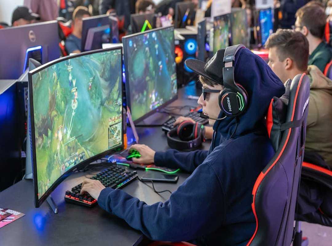 competitive gaming Lightnite