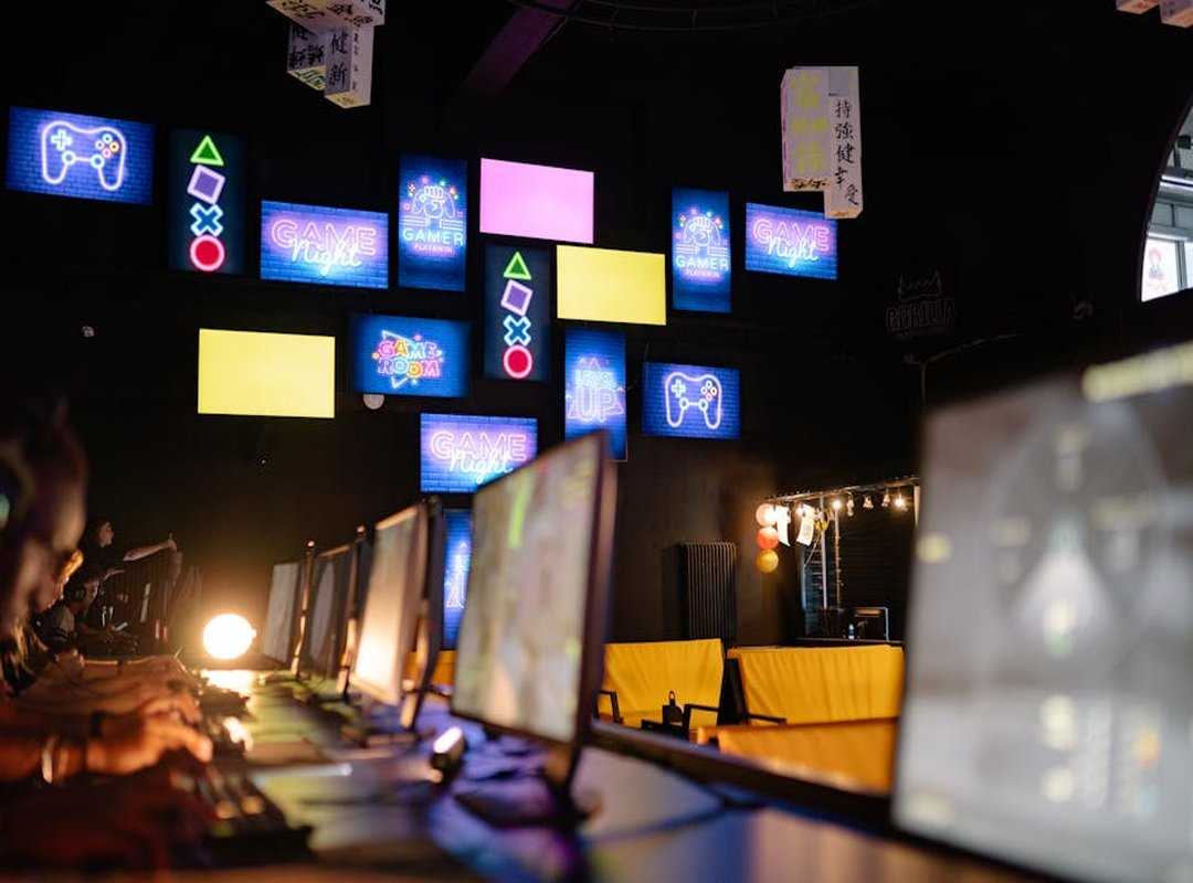 Lightnite game design