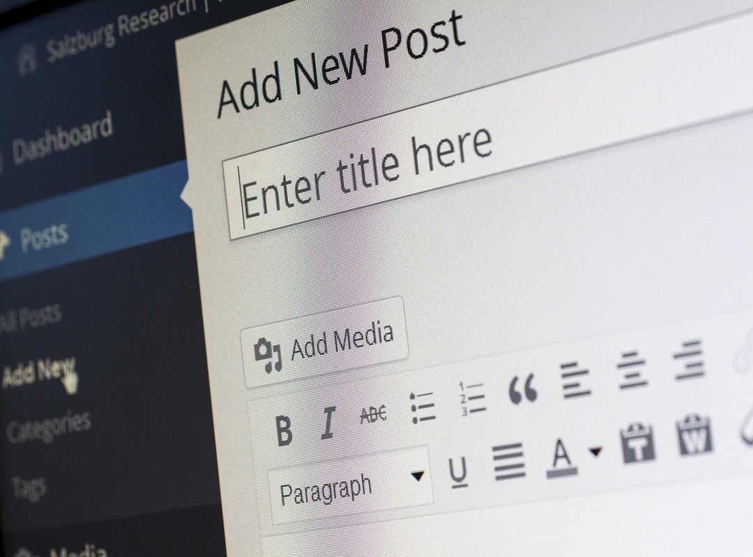 Types of Content Shared by Michael van der Poppe